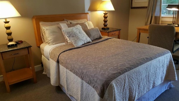 Starlight Lodge Cape Cod image 24