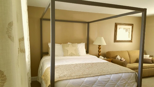 Starlight Lodge Cape Cod image 5