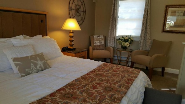 Starlight Lodge Cape Cod image 8